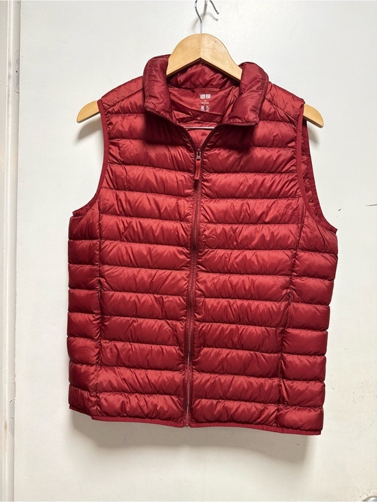Uniqlo Jackets & Blazers - Uniqlo Deep Red Quilted Packable Vest
